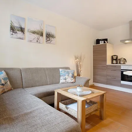 Nyaraló Haffmoewe 96 *